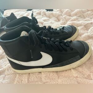 Black Nike Blazer mid 77 vintage high tops men’s size 11